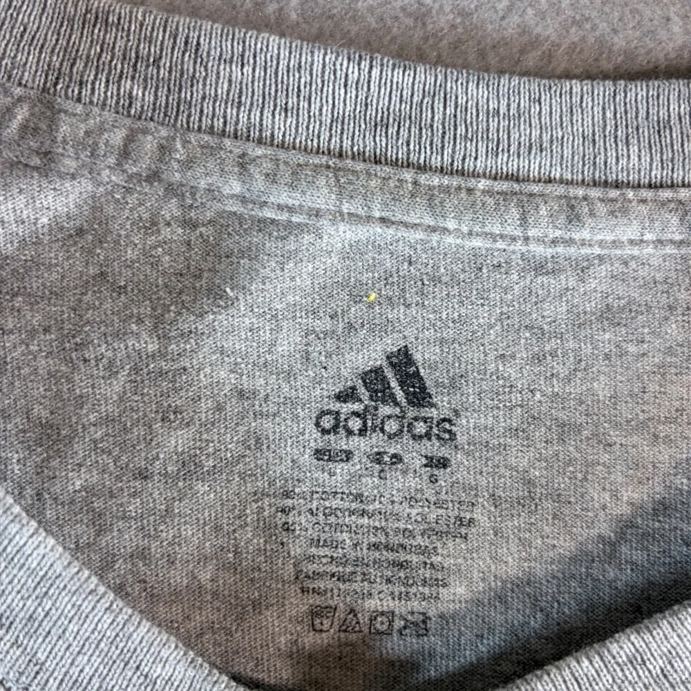 Adidas Miami Hurricanes Sebastian the Ibis Graphic T-Shirt Mens Large Gray